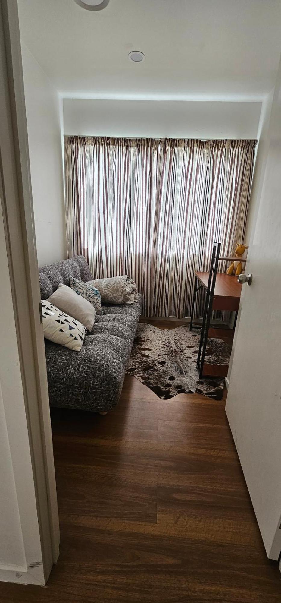 This Fabulous, Single-Level 3 Plus 1 Small Room With Folding Sofa Home Auckland Esterno foto