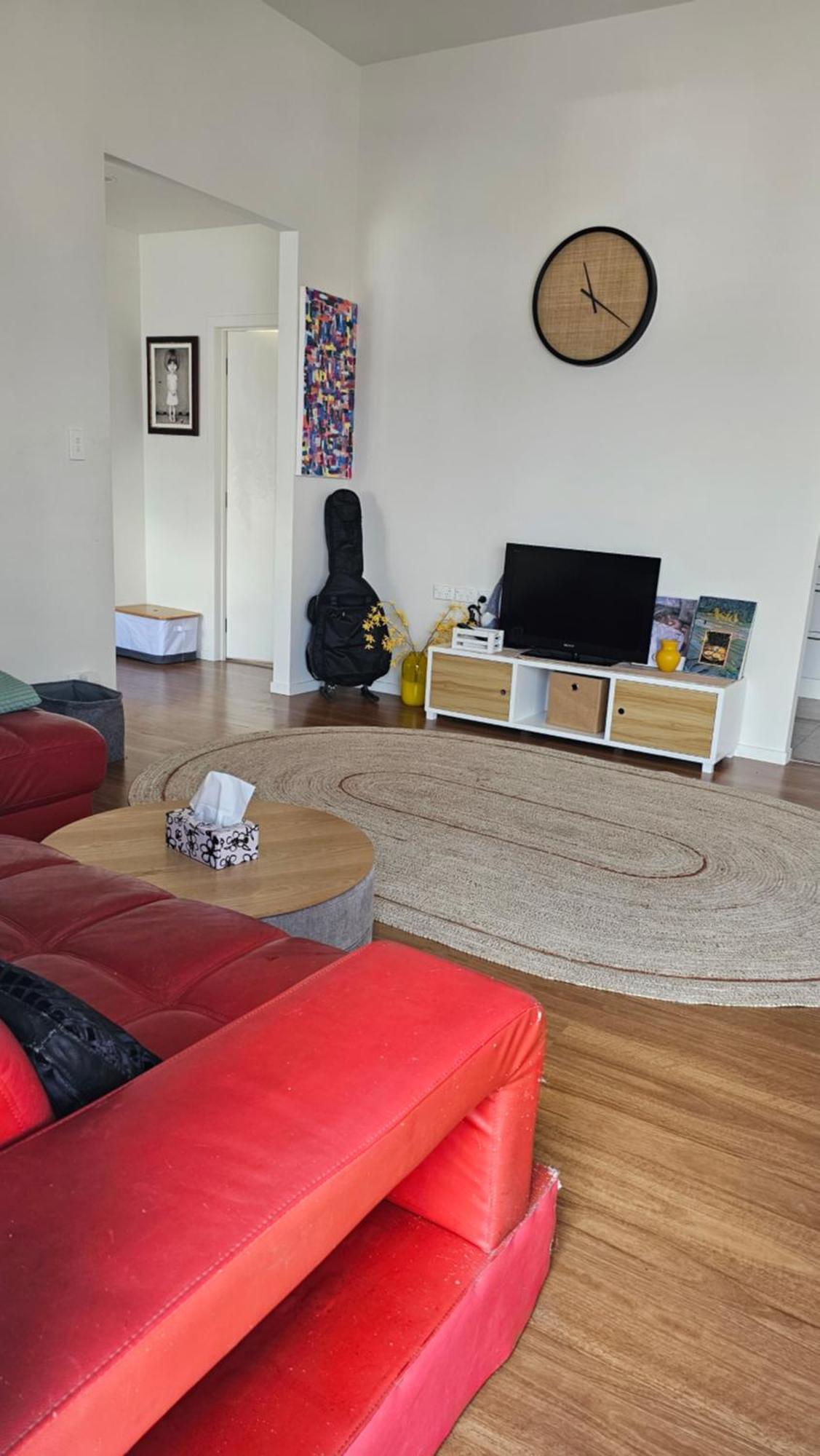 This Fabulous, Single-Level 3 Plus 1 Small Room With Folding Sofa Home Auckland Esterno foto